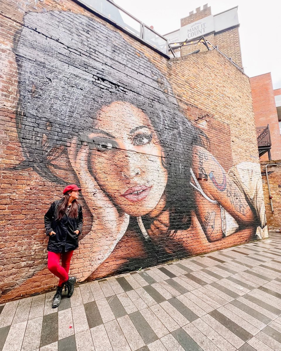 Calling all Amy Winehouse fans! Have you seen Back to Black, the new Amy Winehouse biopic yet? Head to her beloved Camden to see this beautiful mural which was unveiled in 2021. 📍 Mural of Amy Winehouse, London. 📷: @thepromisehope