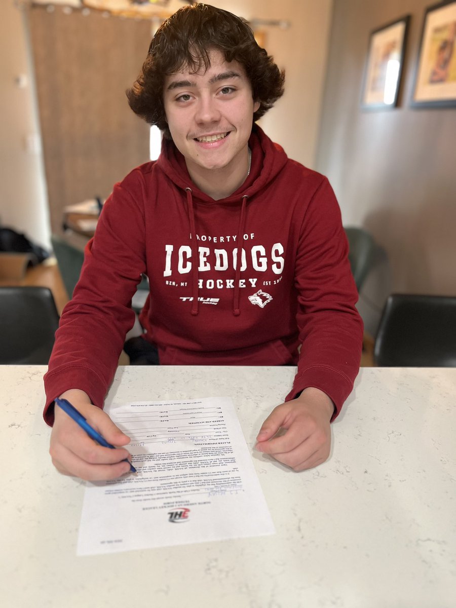 2006 Tender Alert: 

Congratulations to TJ Kelsey on signing your tender with the Bozeman Icedogs Jr Hockey Team!