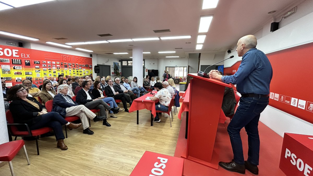 Hoy tras una Asamblea Extraordinaria del @PSOE_Elx, hemos tomado una decisión clave para el futuro de nuestra representación en Europa proponiendo como candidato para las próximas Elecciones Europeas del 9 de junio a nuestro compañero @DomenecD. Doménec ha demostrado un…