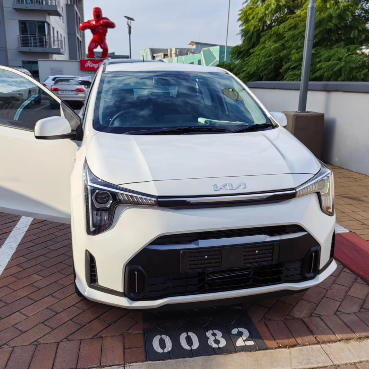 Karabo_kool's tweet photo. #movementthatinspires
Kia coming with the 🔥🔥🔥🔥
#podcastandchill https://t.co/nIE5Yo0tVE