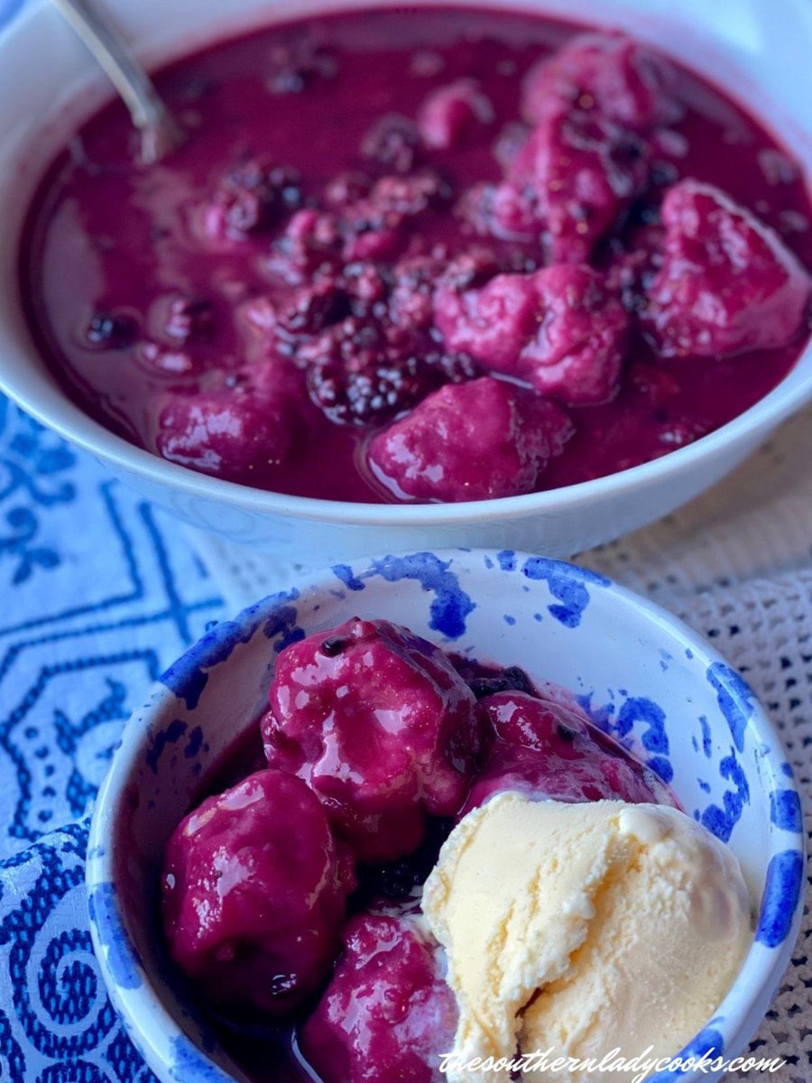 Blackberries and Dumplings.. the taste of summer! So ready for this amazing old fashioned dessert.. it's one of my absolute favorites. #blackberries #dumplings RECIPE ➡ thesouthernladycooks.com/blackberries-a…