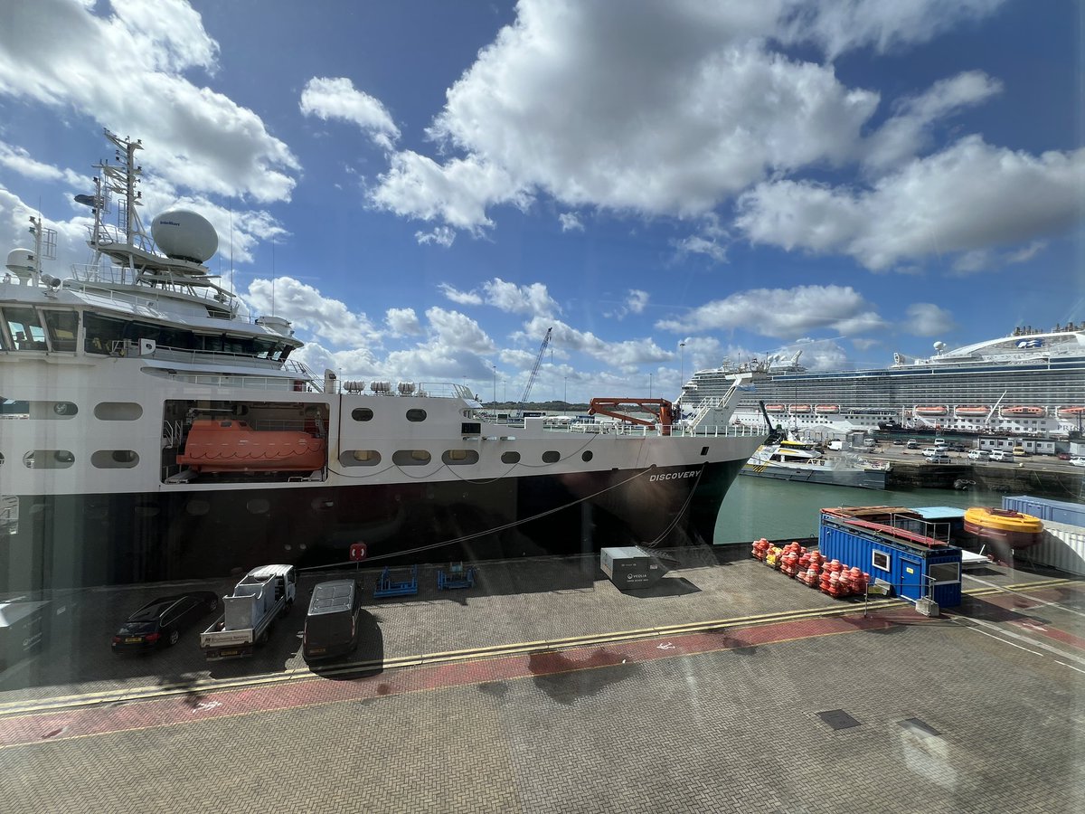 Emma Worthington tweet media