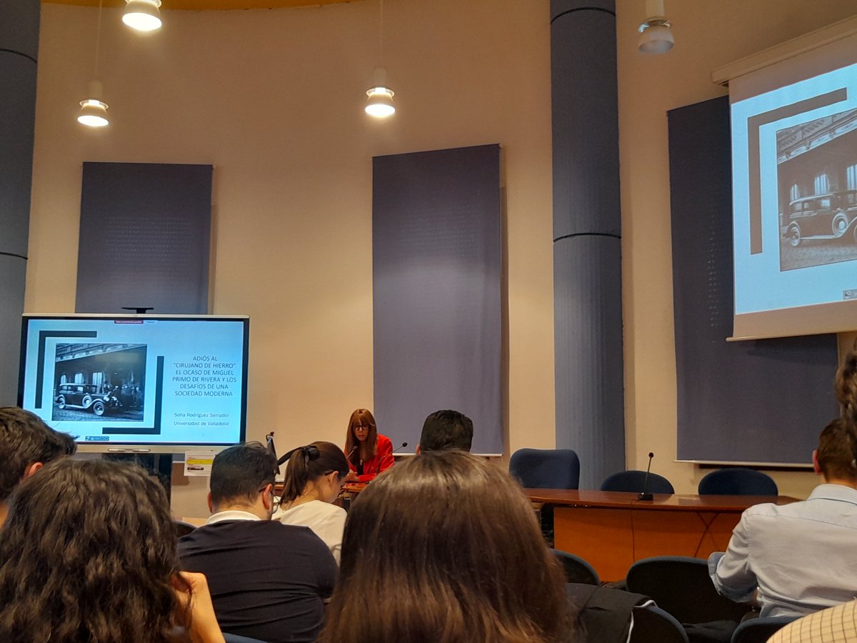 Esta tarde se ha llevado a cabo el ciclo de charlas sobre la conmemoración del Centenario de la Dictadura de Primo de Rivera. Agradecemos la ayuda y participación de los ponentes, y esperamos que todos los asistentes lo disfrutasen tanto como nosotros.
<a href="/FyL_UVa/">Filosofía y Letras, Universidad de Valladolid</a> 
<a href="/UVa_es/">Gabinete de Comunicación Universidad de Valladolid</a>