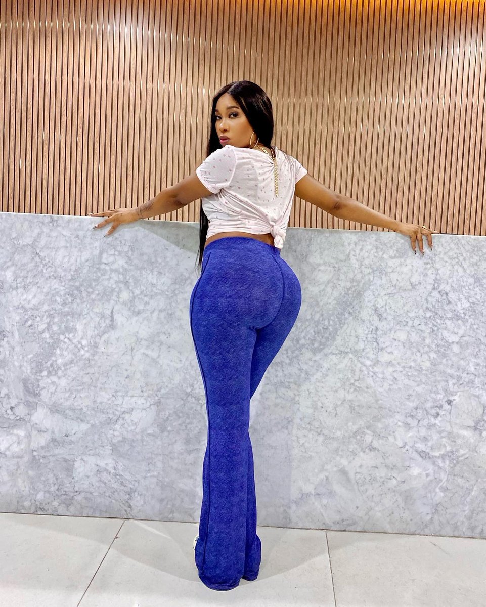 pearlcardy's tweet photo. Only 🚩 about me is that I’m Too Good To Be True 🥰 https://t.co/2iu2w9IWE4