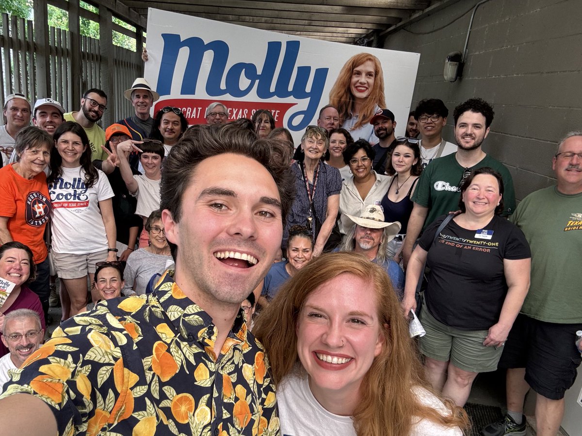 Yesterday I joined the largest canvas of the campaign and we knocked well over 1000 doors! With the election just over 1 month away a few more doors knocked can be the difference. If you are in Houston sign up to join a canvas below ⬇️