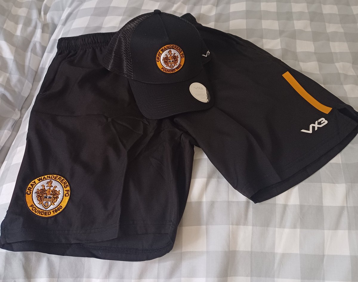 Very pleased with my delivery from @VX3apparel 👏👏
@OfficialWands 
@wrighty1207 @CWFCChairman @neil_smudge @AlfieGKeeping @colinhead70 @Little_Physio @educatedleft