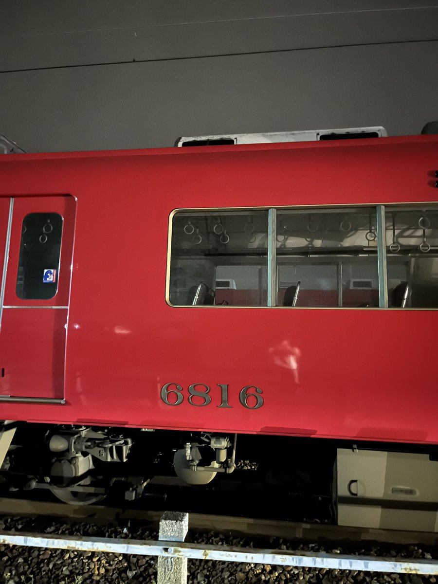 takkin_engine_d's tweet photo. 今夜の佐屋停泊は
6003F
ト6816F+6817Fキ
になります。
それぞれ、642列車普通伊奈行きと640G列車普通中部国際空港行きとなります🫡
貴重な6000系一次車ですね😆
カッコイイ😆
#meiun
#6003F
#6816F
#6817F
#642列車
#640G列車 https://t.co/RDmbxGnVSy