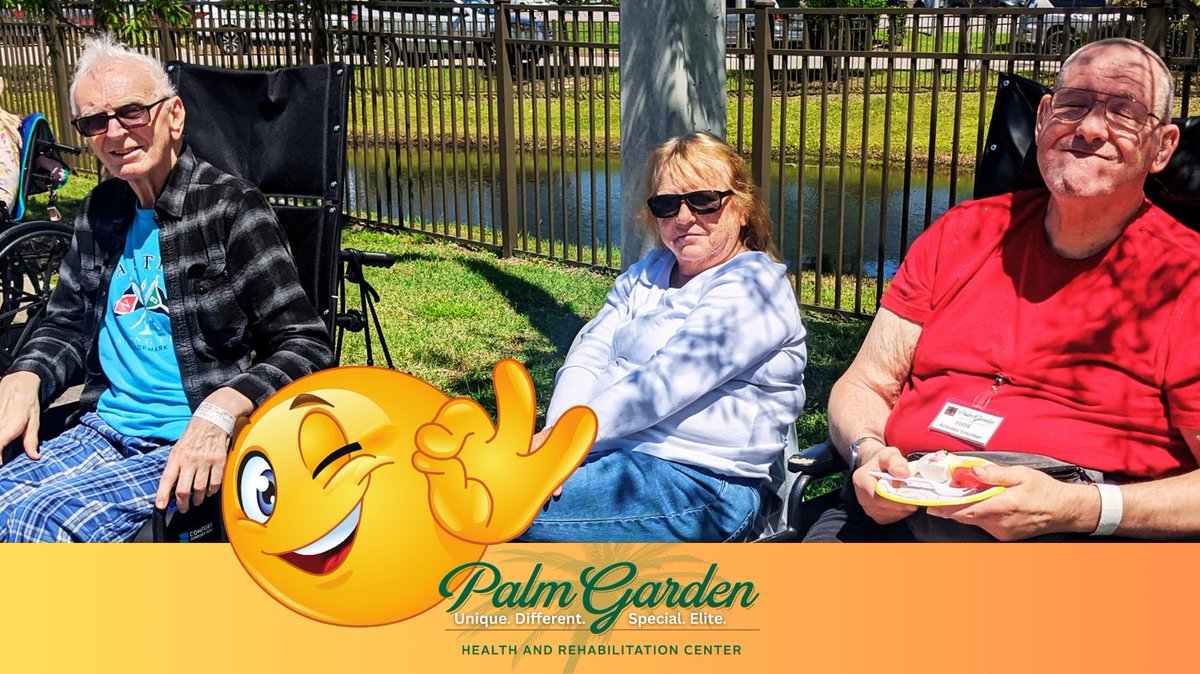 Cathcing some rays on a beautiful #Florida afternoon. Pretty nice little Monday. #CelebratingLifeStories #WeArePalmGarden