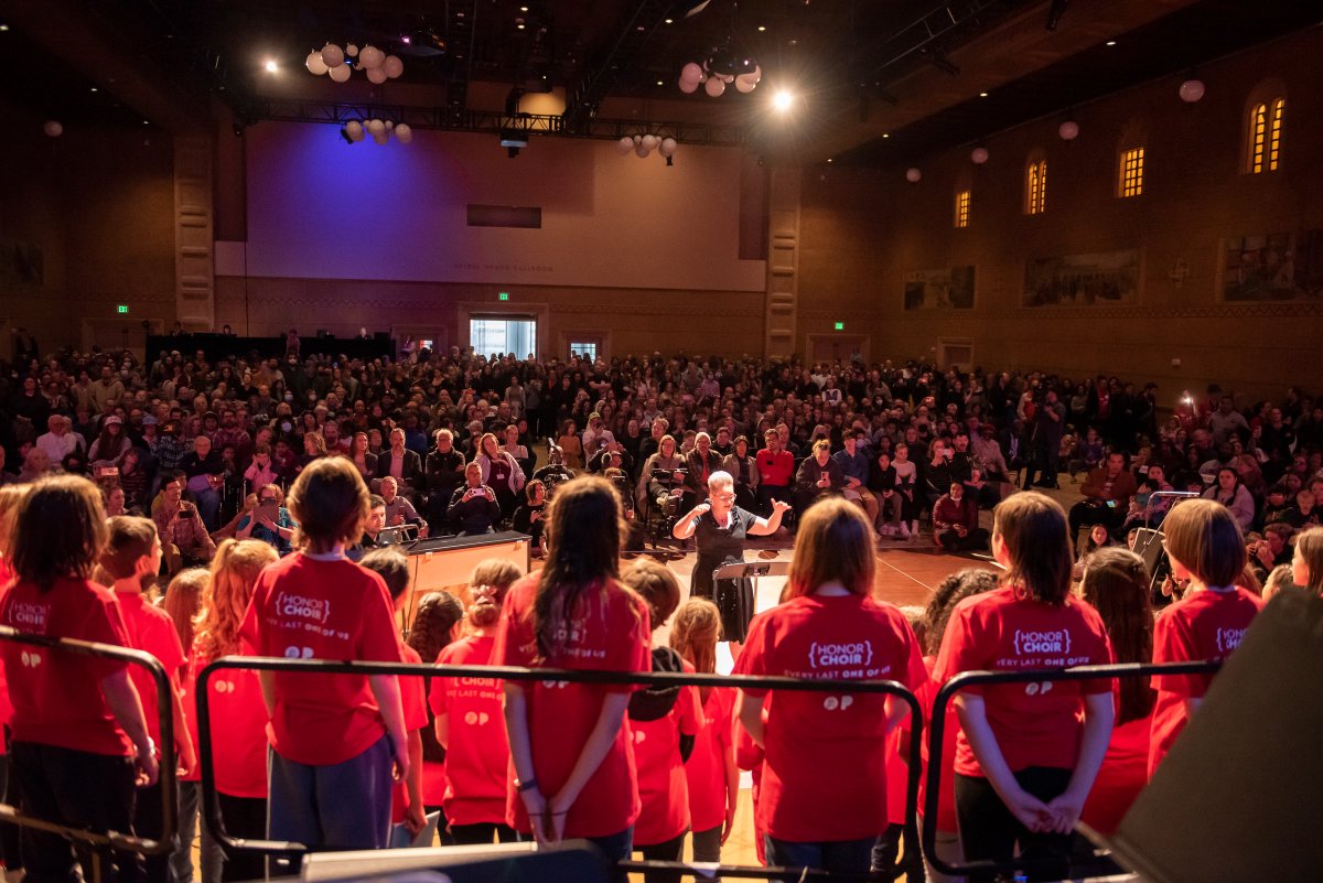 PPSConnect's tweet photo. 🎉 Calling all art enthusiasts! 🖼️ Don't miss the chance to witness the talent of PPS students at the 2024 HeART of Portland! 🌟 Mark your calendars for April 16th and immerse yourself in a world of wonder and creativity! 🎨 #PPSPride #CreativeCommunity #HeARTofPortland https://t.co/Gi0ccYPCN3