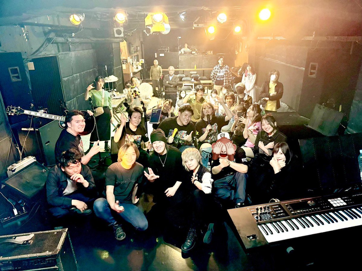 SUZU__0904__'s tweet photo. シクプレあざした✌️
今回割とMC話せてよかった☝️

次回5/23にお会いしましょ〜✌️🐷 https://t.co/r77a2bXRwv