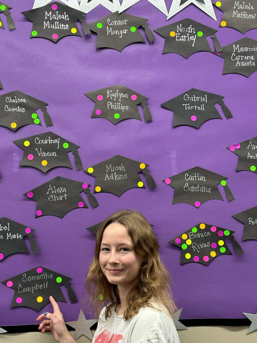 MVPMiddies's tweet photo. CONGRATULATIONS TO MIDD STATE'S NEWEST GRADUATE (AND 3rd JUNIOR GRAD),
SAMANTHA CAMPBELL!!
#MiddieRising
#Samantha_IsRising
#MiddiePride
#MiddStateGrad
#JuniorGrad
#MiddStateFamily
@Creekvw_Tweets
@Highview6th
@MMSMiddies
@MHSMiddieTweets https://t.co/J8AbqXVLlj