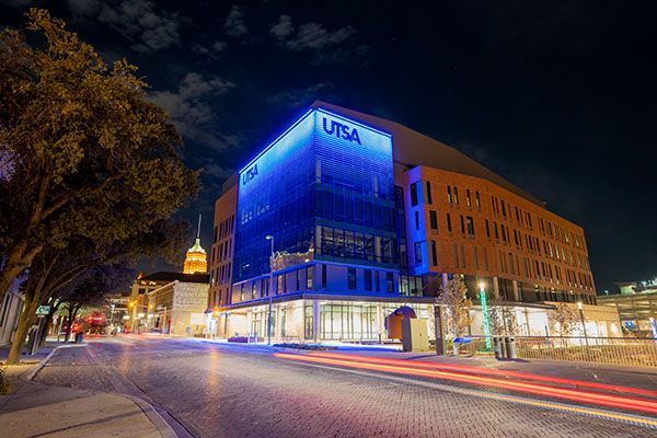 Faculty from UTSA’s School of Data Science and College of Liberal and Fine Arts will present at the 2024 American Athletic Conference Academic Symposium, hosted at UTSA April 12-14.

🔗 Read more at UTSA through our link in bio.