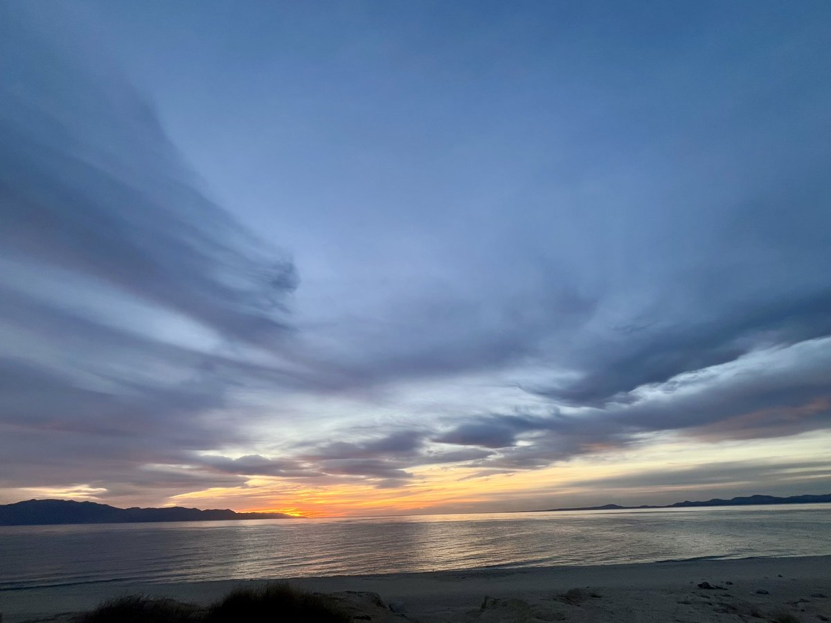 ifishflyfish's tweet photo. Fishing Baja before the wind starts.  -El Sargento, B.C.S., Mexico https://t.co/BCgADTx9bB