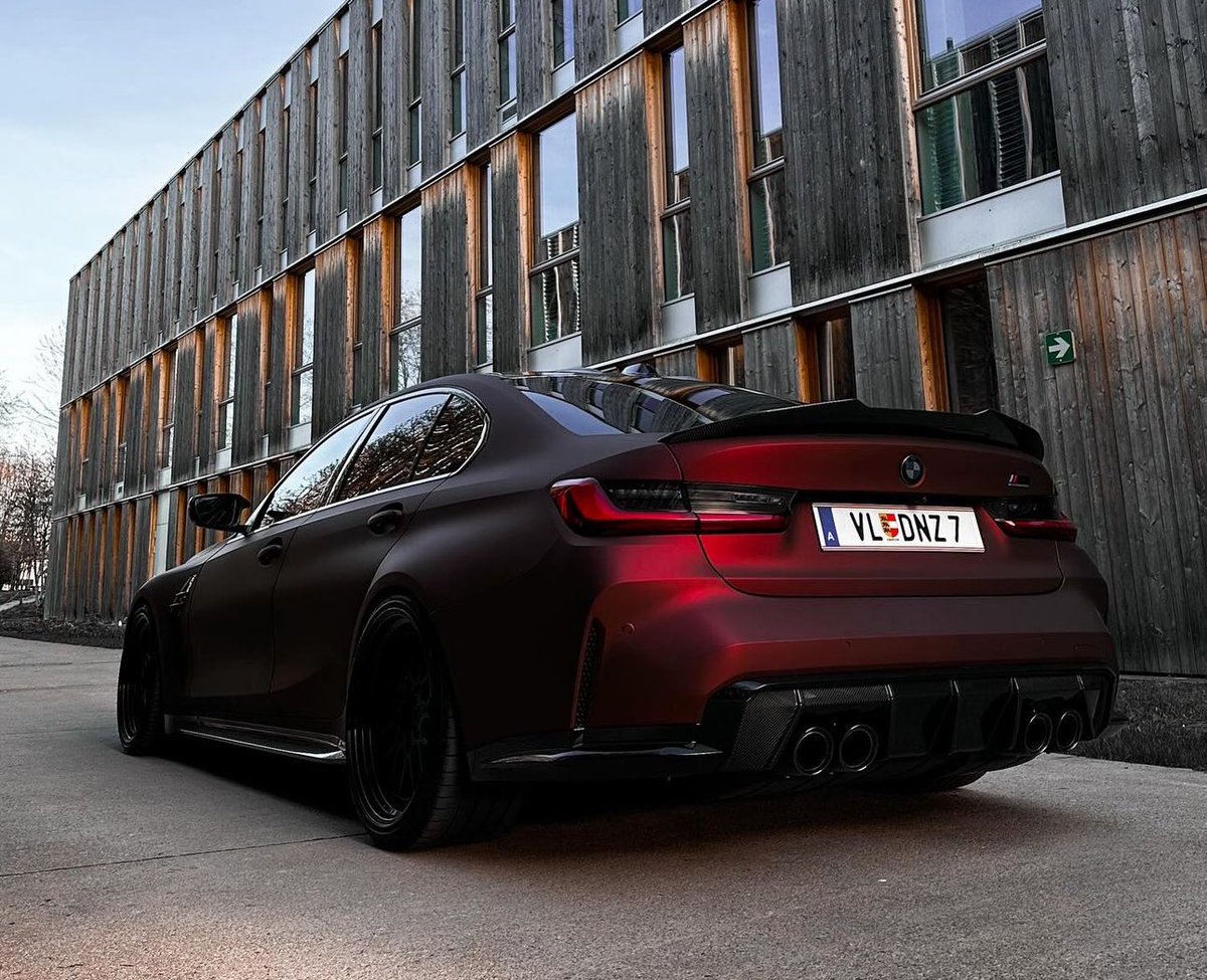carpxrnpicx's tweet photo. BMW M3 Competition https://t.co/oVrRDpdcez
