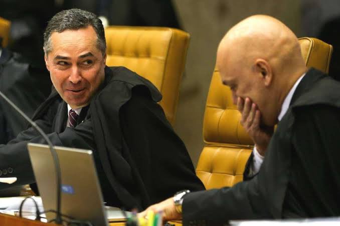 Os ministros após descobrirem que os bozolóides acham que o congresso americano tem poder de solicitar alguma coisa ao STF: