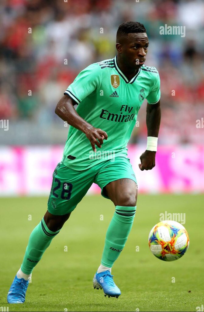 Real Madrid 19/20 Third shirt 🟢⚫️ Vini Jr debut season 💫 🔥 FOR SALE ON EBAY £50 + post👇🏻 ebay.co.uk/itm/1264323864…