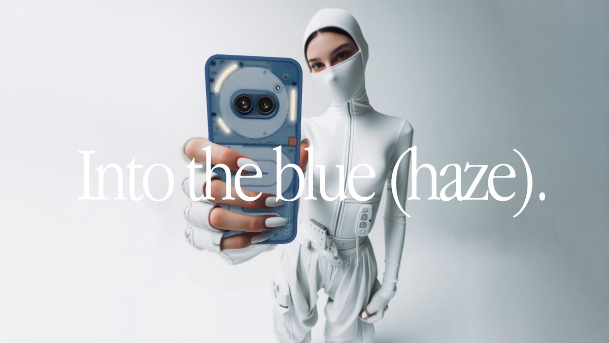 ernesto__alonso's tweet image. Inspired by vintage tech and Nothing's own branding, here's my take: Blue Haze.
Back would still be plastic (gotta keep those expenses short, I know @getpeid) but with a frosted finish with tiny dots on the interior
#NothingCommunity
@nothing @AkisEvangelidis @robgodwin_