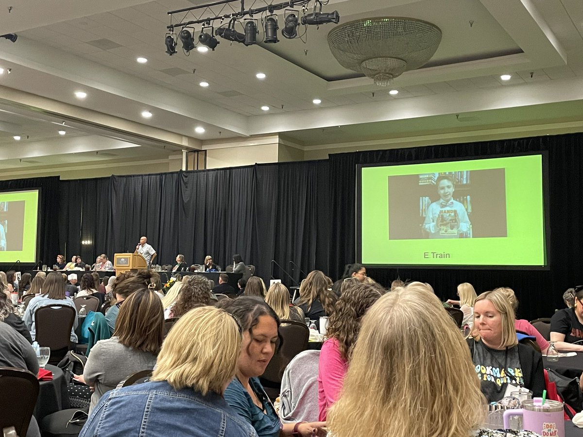 MrsDloves2read's tweet photo. Love that @TorreyMaldonado is sharing the love of @ETrainsWorld at #MASLSC! 🥹❤️ @MASLOnline https://t.co/6oglzGuF9i