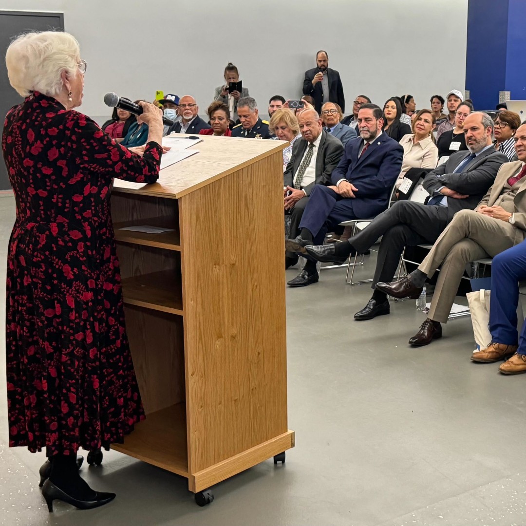 Honored to host a community event w/ Assembly Member @GalvarezNYC and Dr. Milagros Ortiz Bosch, Director of Ethics and Government Transparency and former Vice President of the Dominican Republic at our Jerome Campus in the Bronx. #CommunityContributor #ChooseKIPPNYC