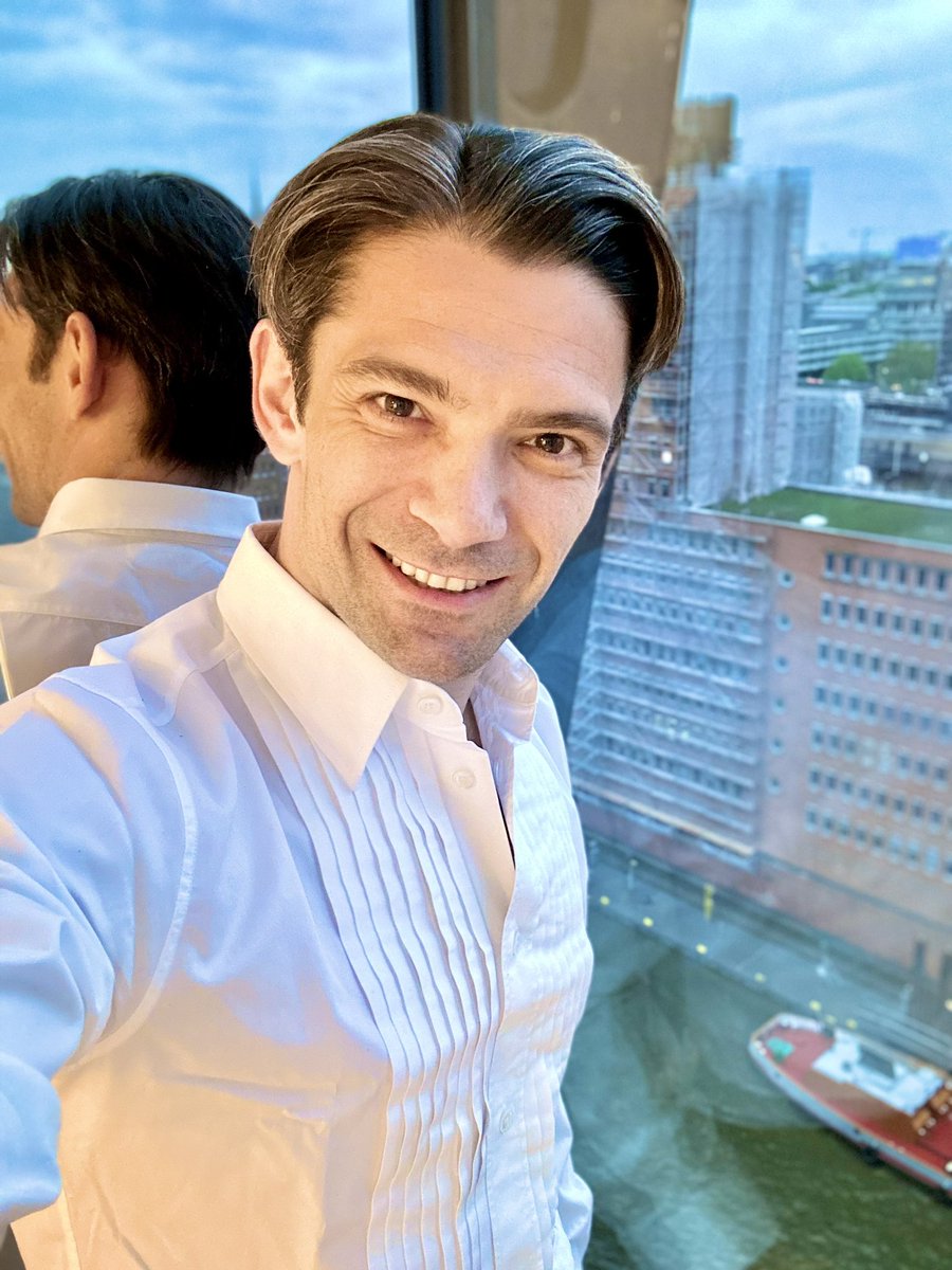 Enfin arrivés ! @elbphilharmonie Hamburg !🎶 @viennasymphony #PetrPopelka @proarte Hamburg