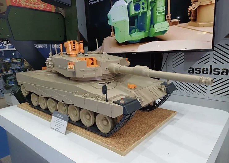 PucaraDefensa's tweet photo. FIDAE 2024: Aselsan modernizará los tanques Leopard 2A4 del Ejército de Chile
#FIDAE2024 #TanquesLeopard #EjercitoChile @aselsan @Ejercito_Chile
👉https://t.co/MMEmzRy0j7 https://t.co/Axl1JPYOqH