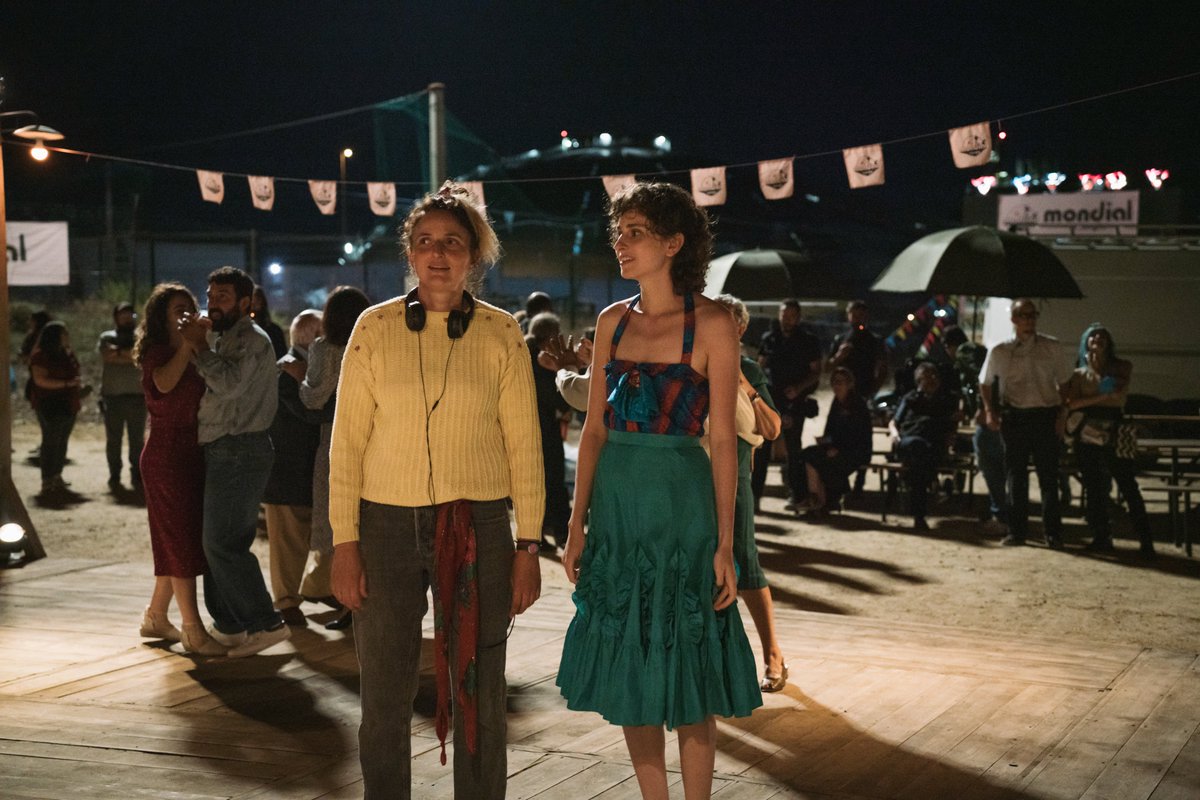 neonrated's tweet photo. On set with filmmaker Alice Rohrwacher. 🇮🇹🎥

LA CHIMERA is now playing in theaters. Get tickets: https://t.co/DKyVXMYWKa https://t.co/UA4lepOFST