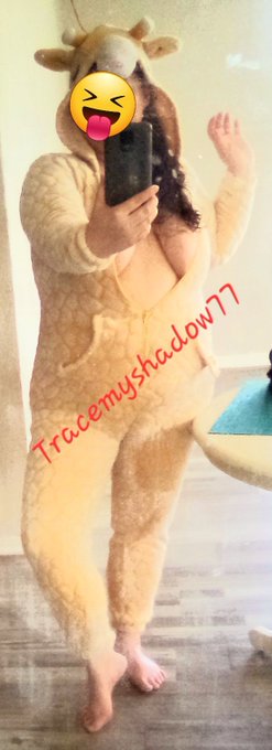 Why do you tip me over $50 USD a day in a fun, satisfying and easy way?  Just cuz I asked this question<a href="/tag/feetlovers"class="tags"><span>#feetlovers</span></a>
