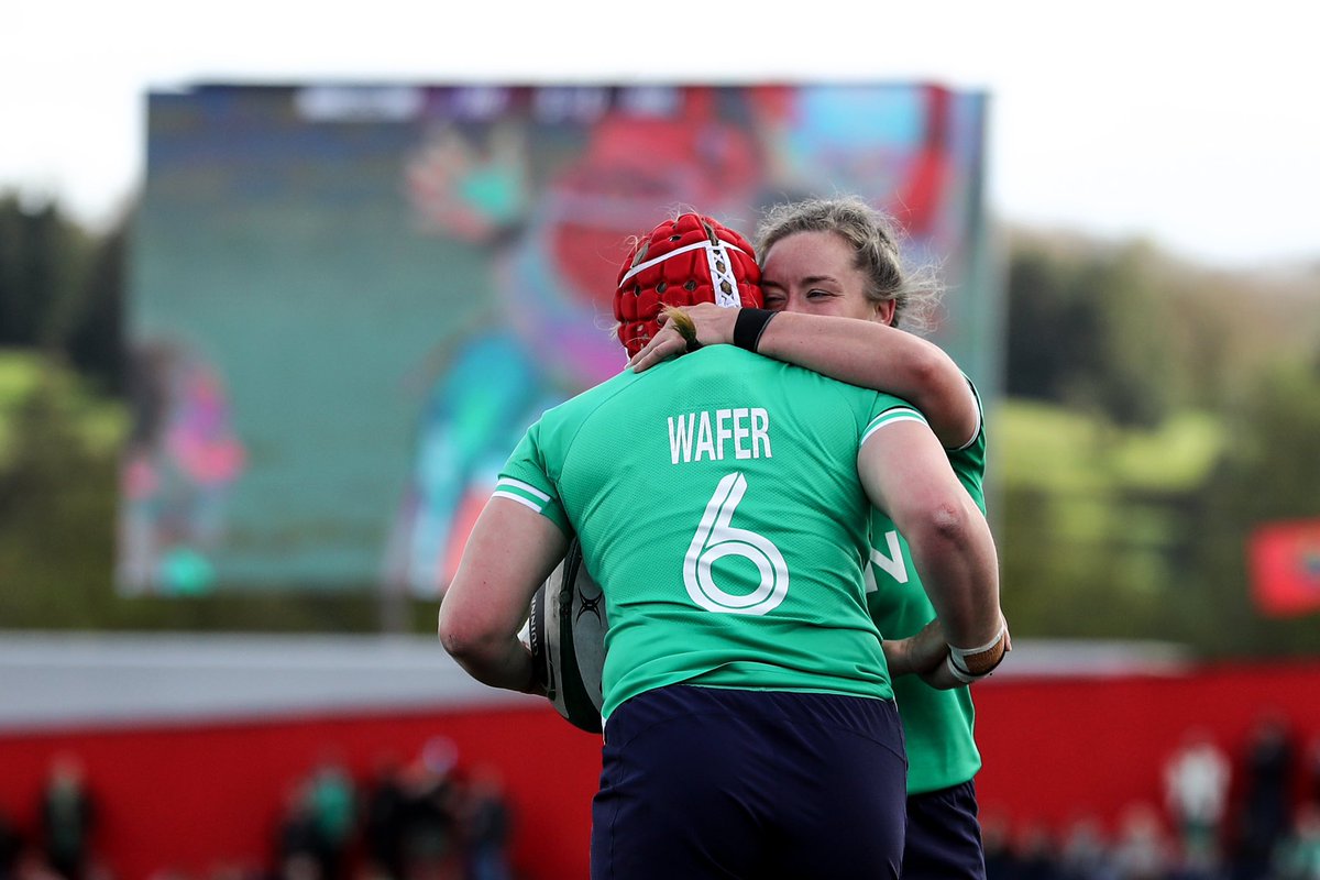 Another towering performance from Aoife Wafer over the weekend ☘️ She’s up for: 1️⃣ Player of the Round 2️⃣ Try of the Round Voting links in thread 🧵 #MoreThanAPlayer