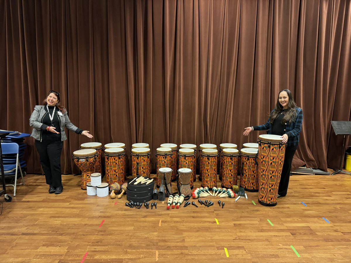 Thank you to <a href="/longorio/">Valeria Vinnard, NBCT</a> for acquiring a music grant from The Rumba Foundation of Long Beach for our Chavez scholars! #proudtobeLBUSD
@LongbeachUSD <a href="/DrJuanMBenitez/">Juan M. Benitez</a> <a href="/jbaker000/">Jill Baker, Ed.D.</a> <a href="/LBUSD_Arts/">LBUSD_Arts</a> <a href="/MsMadrigal22/">Dr. Veronica Madrigal (She, Her, Ella)</a>