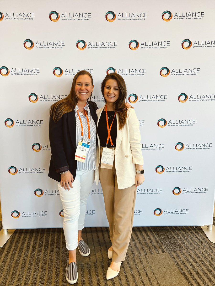 ina_lico's tweet photo. @UConnIM Future Chiefs taking over Academic Internal Medicine Conference #AIMW24 #MedTwitter https://t.co/86TouxAMLJ