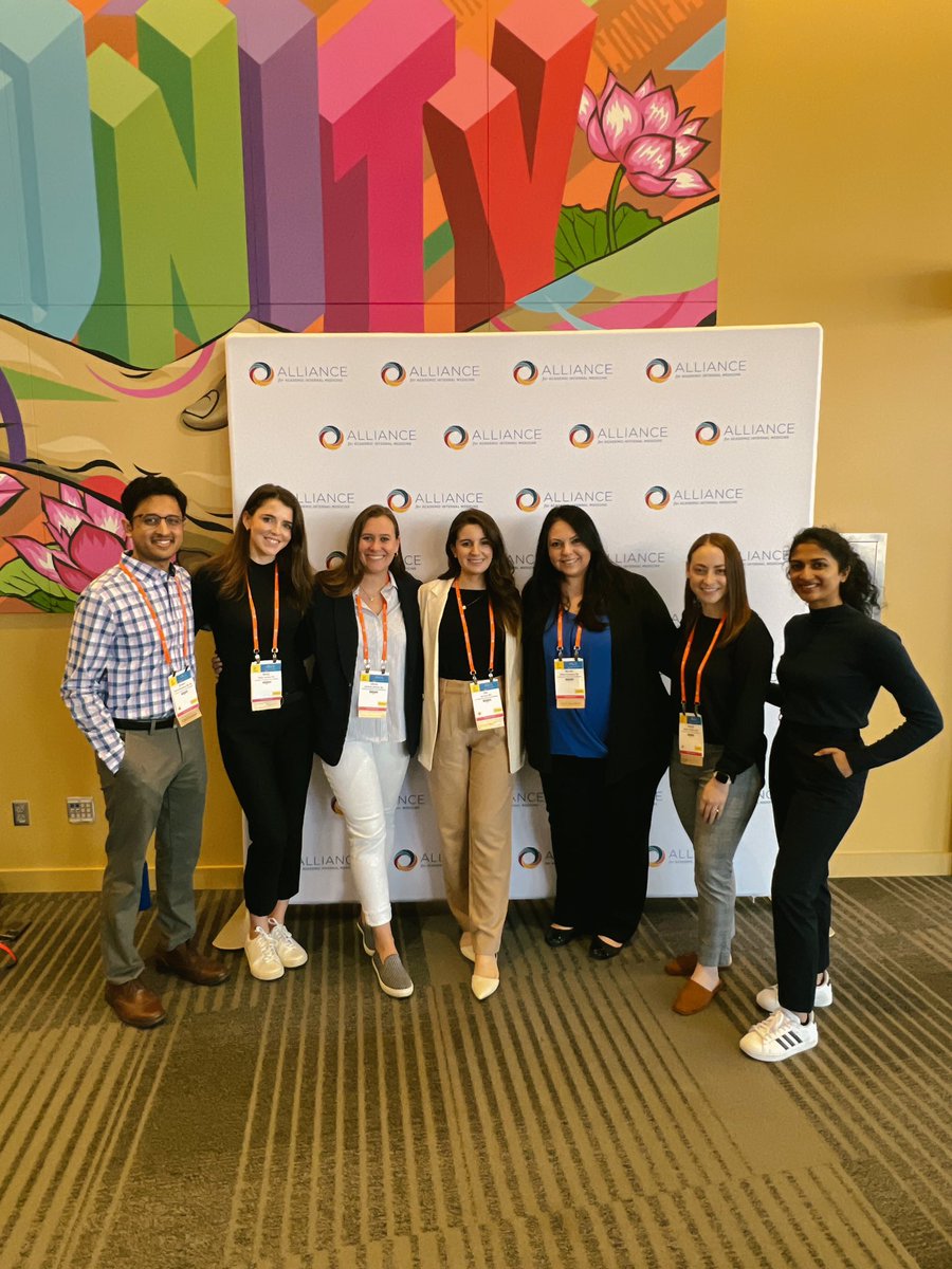 ina_lico's tweet photo. @UConnIM Future Chiefs taking over Academic Internal Medicine Conference #AIMW24 #MedTwitter https://t.co/86TouxAMLJ