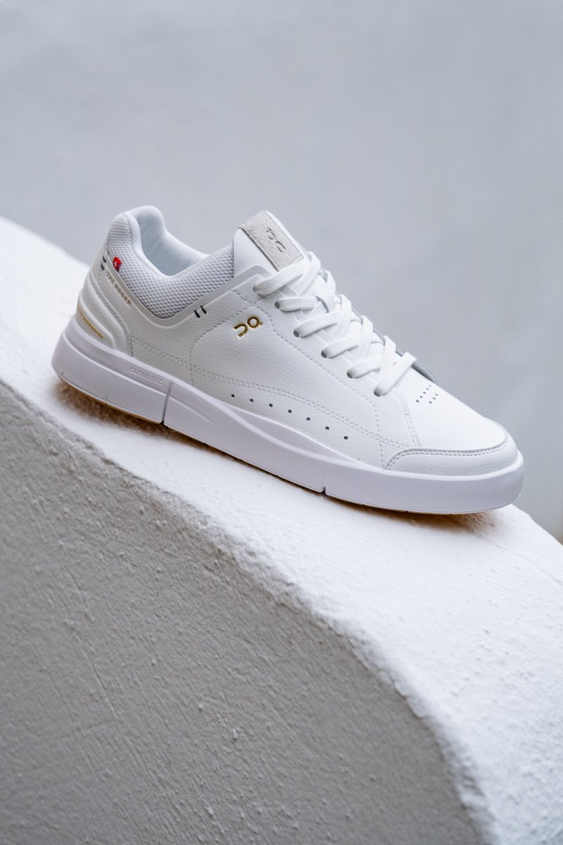 The Roger Centre Court by <a href="/on_running/">On</a> 
Now online !

shoezgallery.com/fr/p20724-the-…