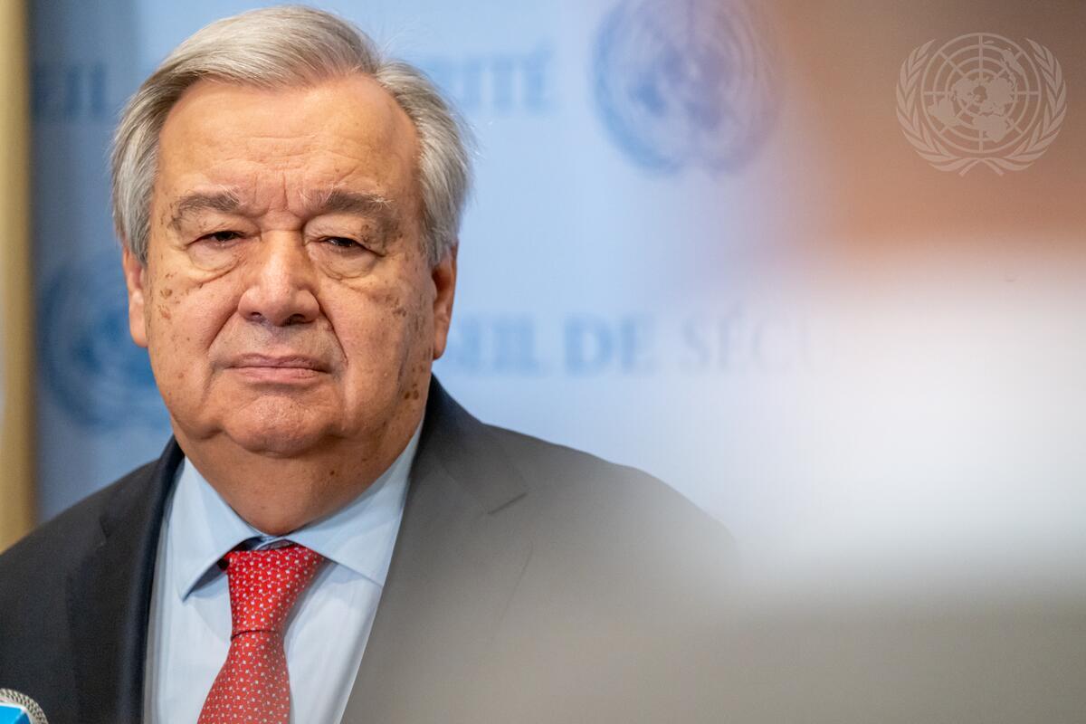 'The world is forgetting about the people of Sudan. [...] At this critical moment, in addition to global support for aid, we need a concerted global push for a ceasefire in Sudan followed by a comprehensive peace process.'  - @antonioguterres UN Photo/Mark Garten