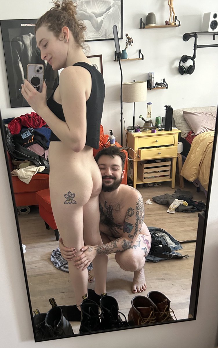 Sorry the rooms messy– we were busy having sex @transmascfag