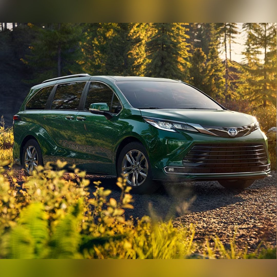 Ready for family adventures? Explore the Toyota Sienna and experience comfort on every journey. 🏞️🚙 #ToyotaSienna #FamilyAdventures billpenneytoyota.com/new-vehicles/s…