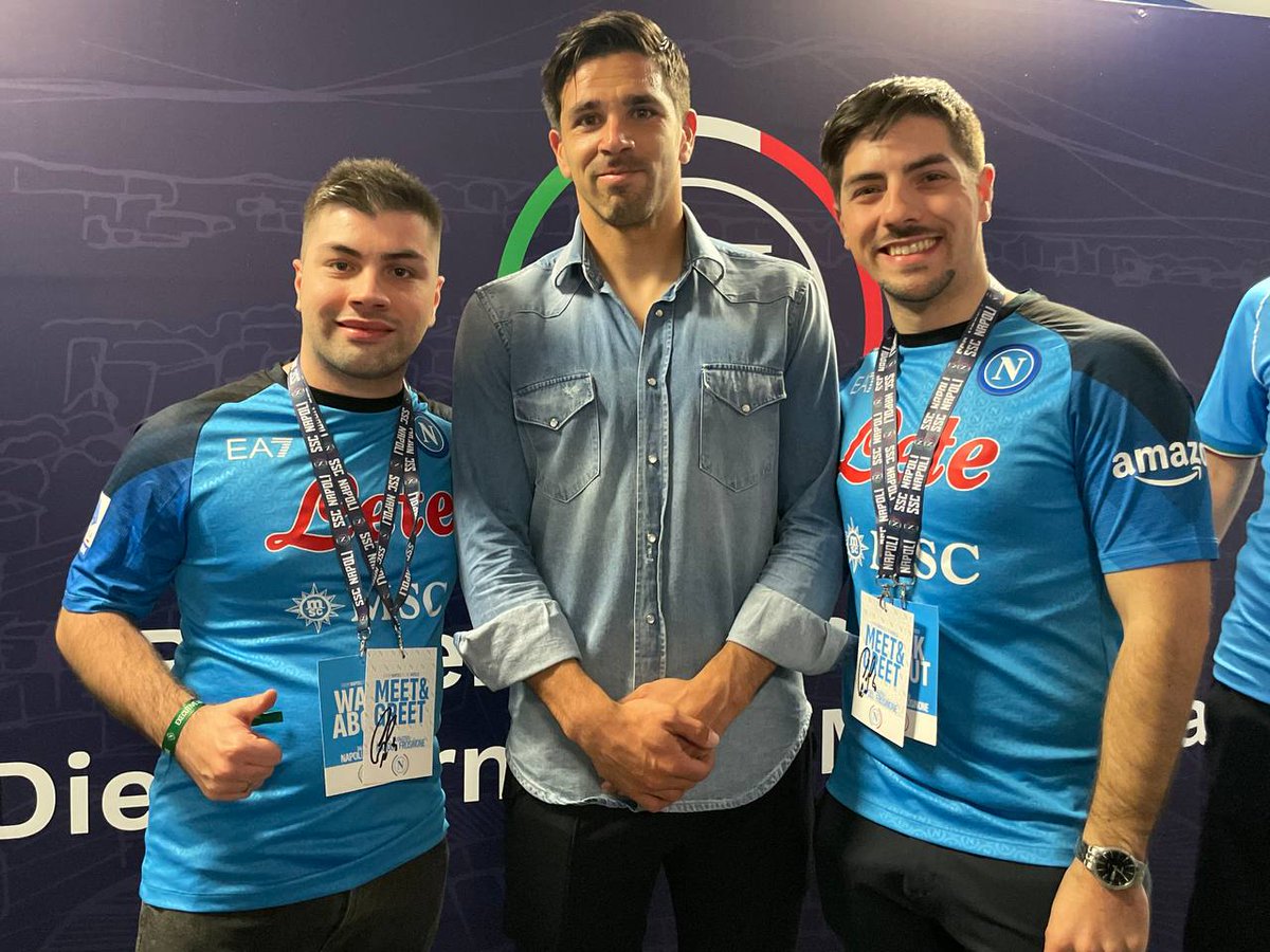 LeleSSCN's tweet photo. C'è bisogno di dire altro? Non credo proprio.
Un immenso grazie a @socios @SociosItalia per questa fantastica esperienza💙
#BeMoreThanAFan https://t.co/EIcTT3ZM2t
