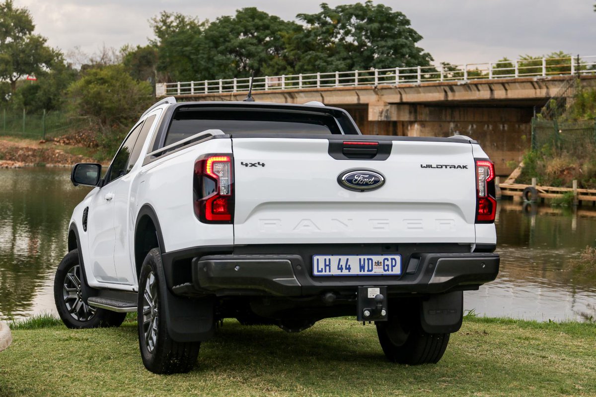 AutoTraderSA's tweet photo. We got behind the wheel of the @FordSouthAfrica #Ranger Wildtrak in #SuperCab guise. Does it live up to the #Wildtrak name? Find out here👌 https://t.co/CuRHZXLAKK https://t.co/L8yKFI5Csr
