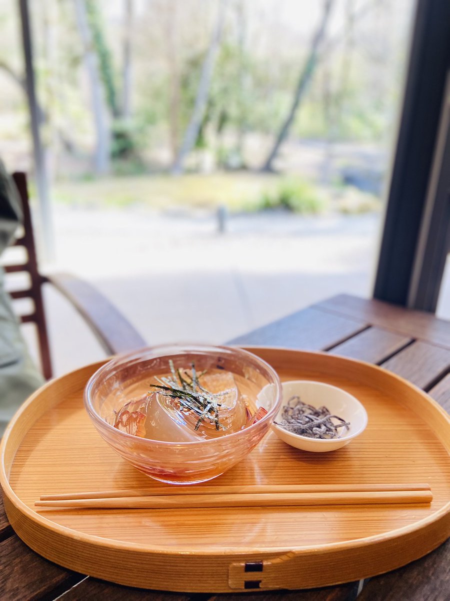 eritanplanet32's tweet photo. リポスト🔁ご協力お願いします🙇‍♀️
Please repost 🙏💗

こんばんは☺️
家族で初めて静岡県にある
"とらや工房"行った🫶
自然いっぱいだった🌿

✼••┈┈┈┈••✼

❤️‍🔥4/16①リポスト対象投稿 
#RP希望 #拡散希望　

 #MissBouquet #ミクチャ #KURAUDIA #アルファブランカ #相互フォロー #和食 #和菓子 https://t.co/t8ycrQ70dI