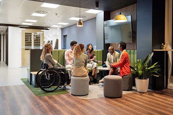 '#FinancialAdvice or coaching and #StudentLoanRepayment assistance can be particularly meaningful to BIPOC communities and people with disabilities.'
Building and Designing for #DEI: Creating #EmployeeBenefits That Work for All - Word on Benefits hubs.ly/Q02sW5ZV0