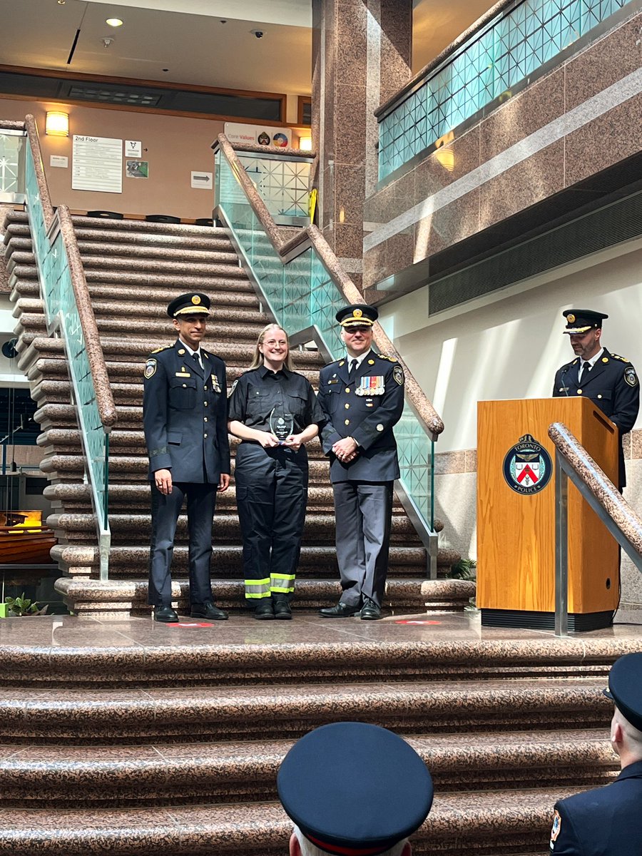 Today, @TorontoMedics, @TorontoPolice, and @Toronto_Fire celebrated the vital work of Toronto’s Emergency Telecommunicators at the Tri-Service Awards Ceremony. Congratulations to each recipient and #ThankYou for your service and dedication! #NPSTW2024 #TelecommunicatorsWeek