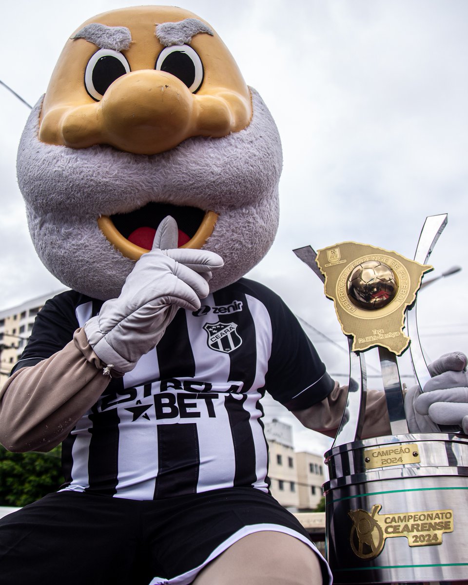 CearaSC's tweet photo. Participou da carreata do título?

Confira o link com as fotos da festa alvinegra.

🔗 https://t.co/9m4z3IvkZW

#CearáSC #CampeãoComVozão https://t.co/2b8AdTIXDs