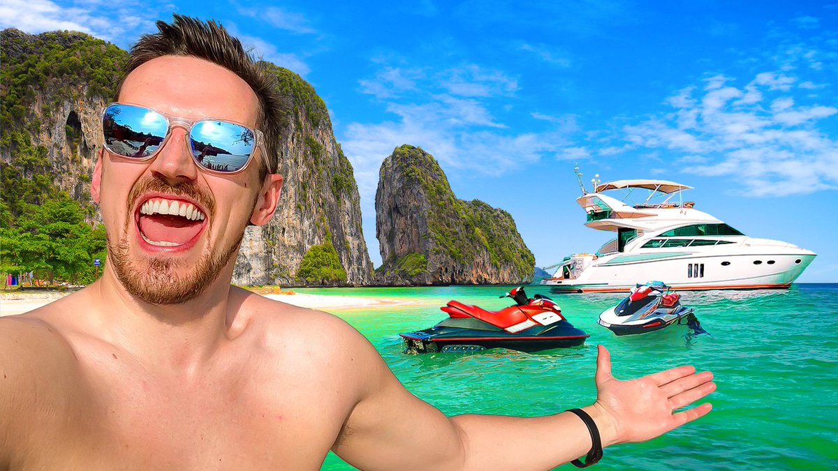 Syndicate's tweet photo. Grab the snacks, grab the drink! 
Buckle up &amp; enjoy! 
Because there’s a 2 hour 32 minute MEGA vlog, that’s just gone live for your faces 🔥

Escaping on a 72-Hour Holiday that Dreams are Made Of! ☀️ https://t.co/J9qs9kIRpG via @YouTube https://t.co/G1K9NZ5nxN
