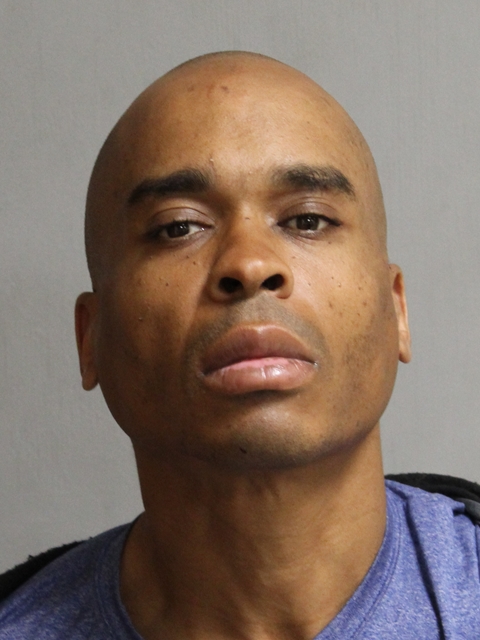The recent arrest of Phillip Steed of Hoboken on multiple drug charges, trespassing, aggravated assault, & more is an example of @HobokenPD answering resident complaints of drug activity by trespassers. 🔗Read more about this arrest & others like it: hobokenpdnj.gov/wp-content/upl…