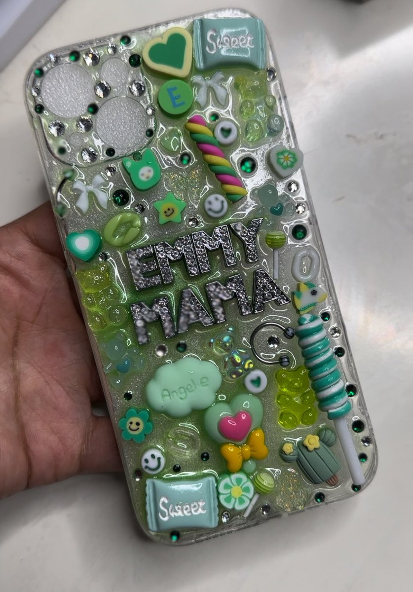 Tlucaass's tweet photo. One More Case.. 💜 website drops April 30th! #junkcases #SmallBusiness #fyp https://t.co/cpNA6m3414