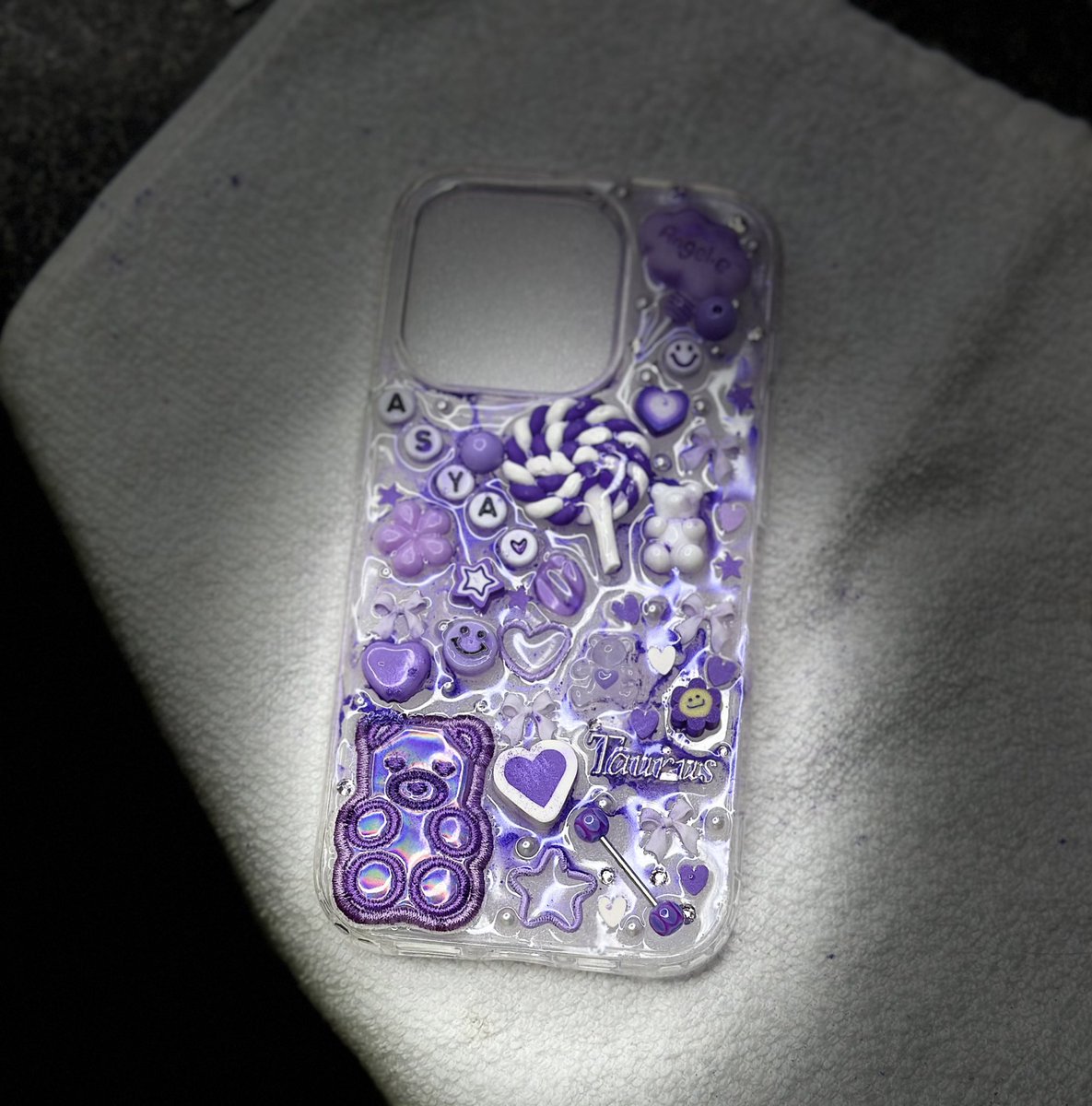 Tlucaass's tweet photo. One More Case.. 💜 website drops April 30th! #junkcases #SmallBusiness #fyp https://t.co/cpNA6m3414
