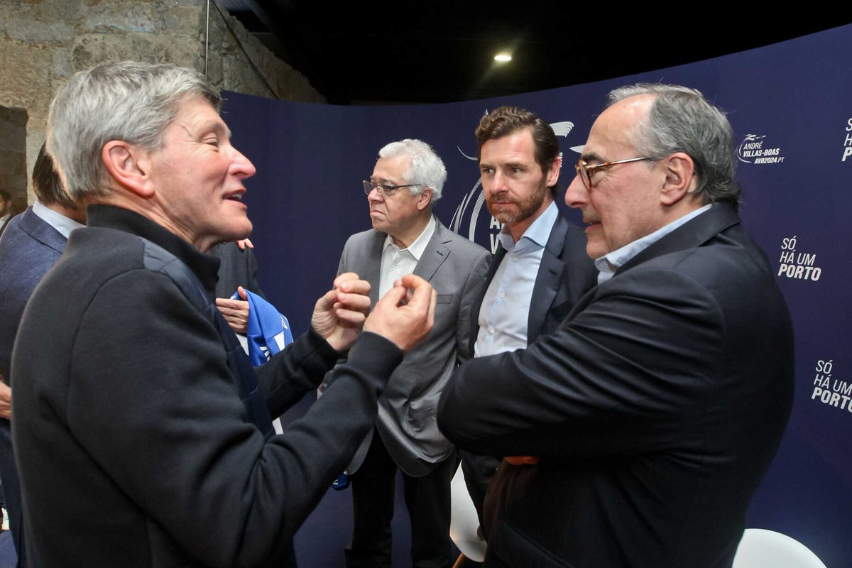 Rui Pedroto, filho de José Maria Pedroto, é o candidato à vice-presidência e à presidência da Fundação Futebol Clube do Porto na Lista de André Villas-Boas 🥹