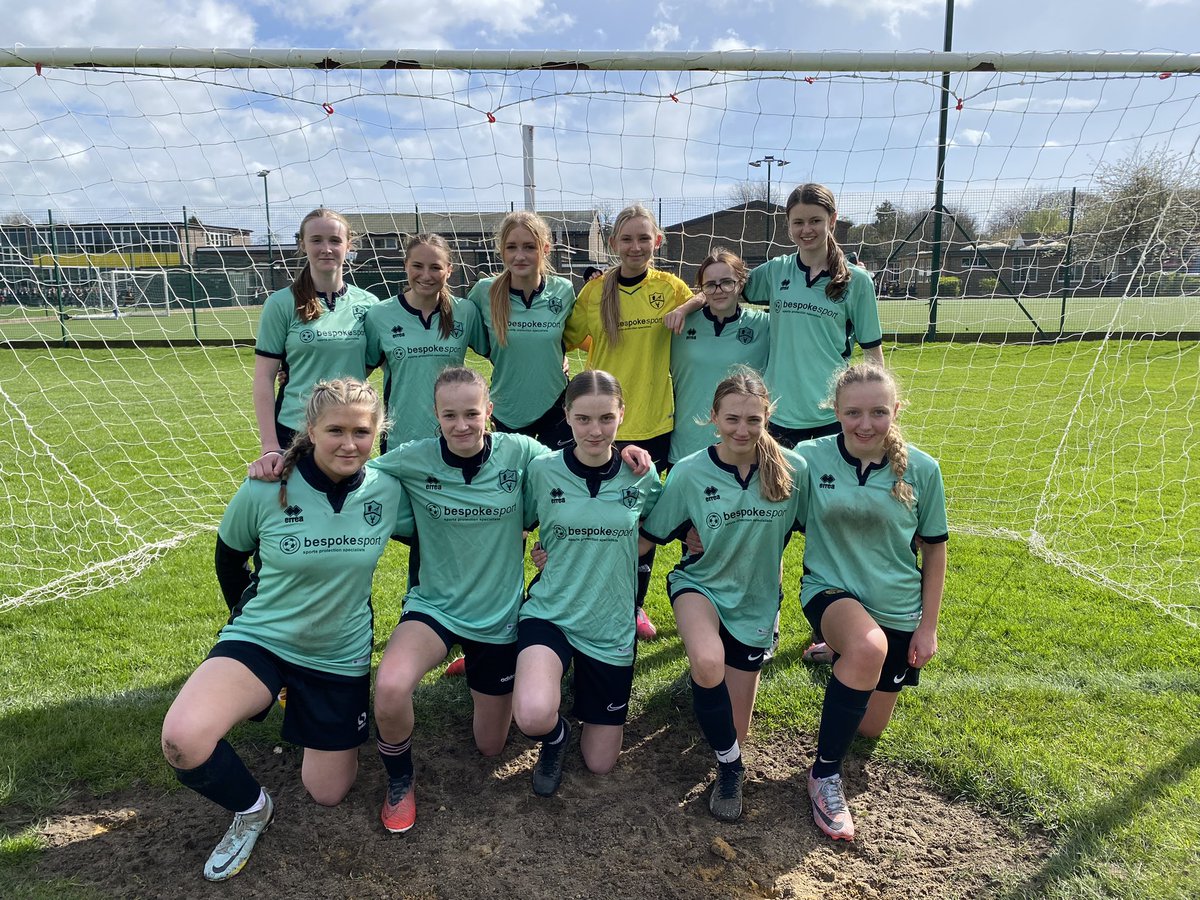 Park View School PE tweet media