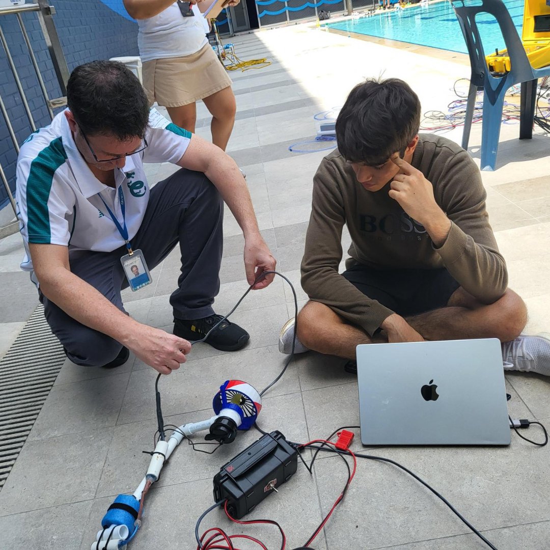 The ASEAN Regional made its way to Singapore this year, for the first time ever! 

Photo cred goes to our very own Jill Zande (MATE Executive Director), who had the absolute pleasure to attend in person this year! 

#watergame #MATERegional #MATE2024 #robotics #Singapore