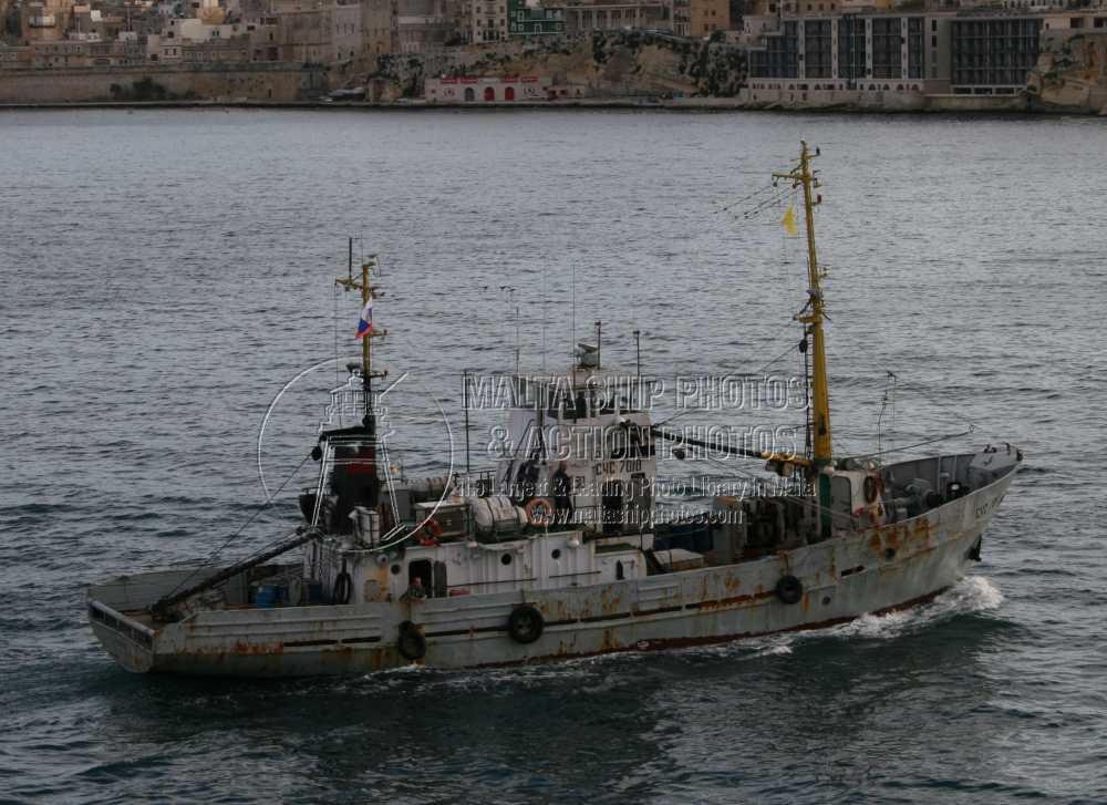 #Sovietbuilt #fishingvessel  #SCHS_7018 #entering #grandharbourmalta - 15.12.2007  - maltashipphotos.com - NO PHOTOS can be used or manipulated without our permission