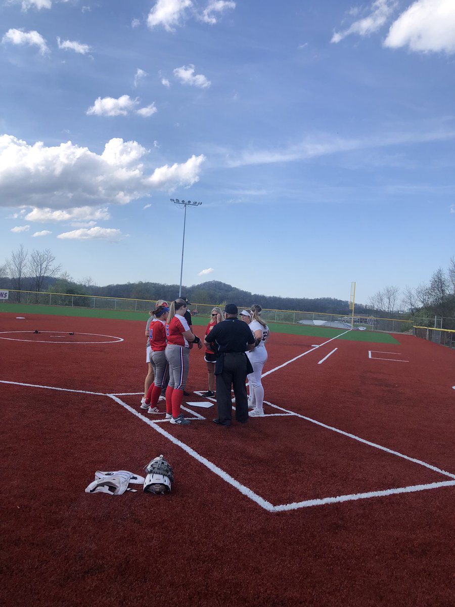 Nearing the start of Class AAA No. 10 University (9-4) at Morgantown (9-5). #wvprepsb